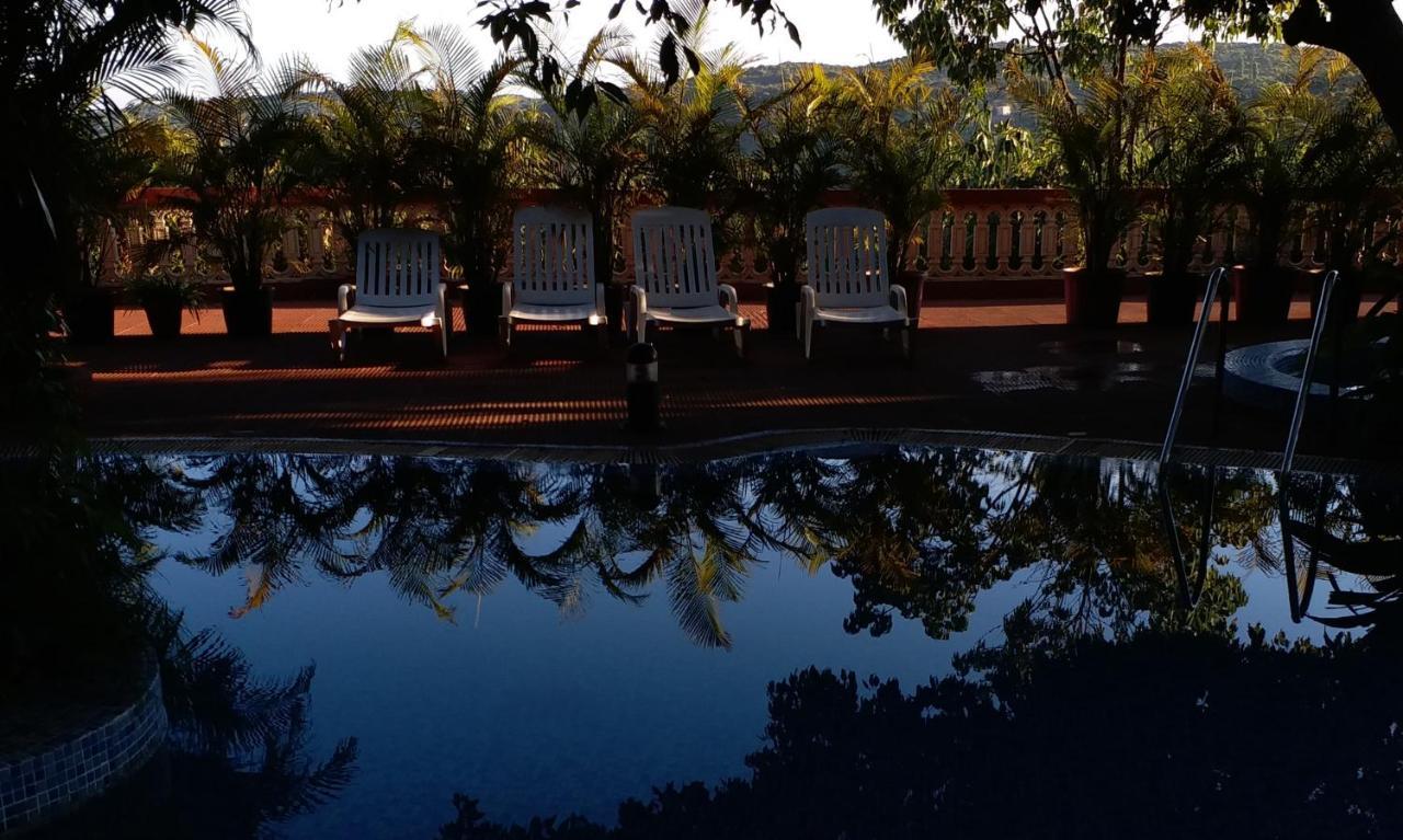 Bella Vista Mahabaleshwar Hotell Eksteriør bilde